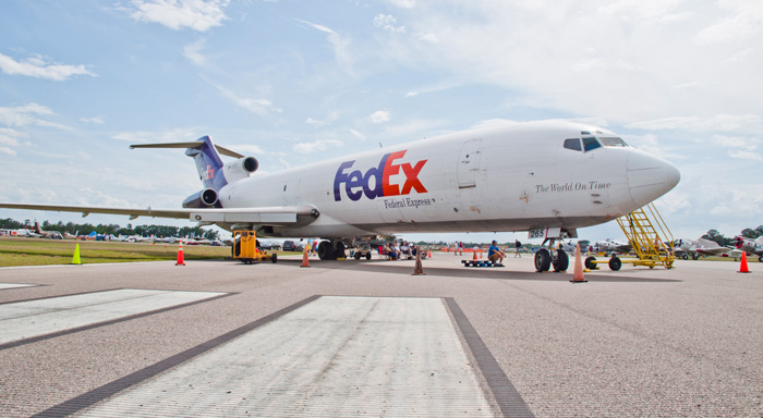 FedEx Express Delivery FedEx Express Delivery