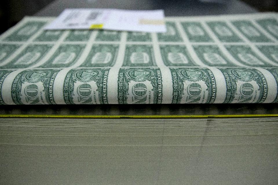 Bank Fraud and Money Laundering Bank Fraud and Money Laundering