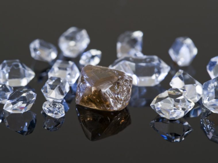Financial-Fraud-Group-Of-Twelve-Charged-For-Role-in-Fraudulently-Obtaining-Millions-of-Dollars-in-Virtually-Untraceable-Diamonds-758x569
